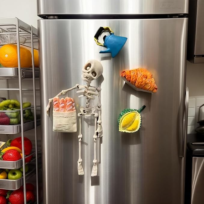 π3D Printed Poseable Skeleton Fridge Magnet