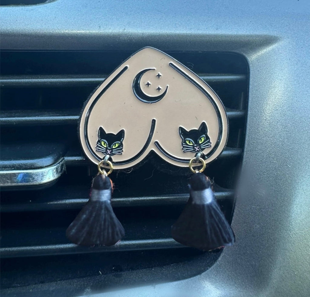 💫Luminous aroma diffuser car pendant