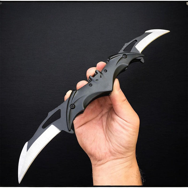 🦇 Bat-Inspired Pocket Knife