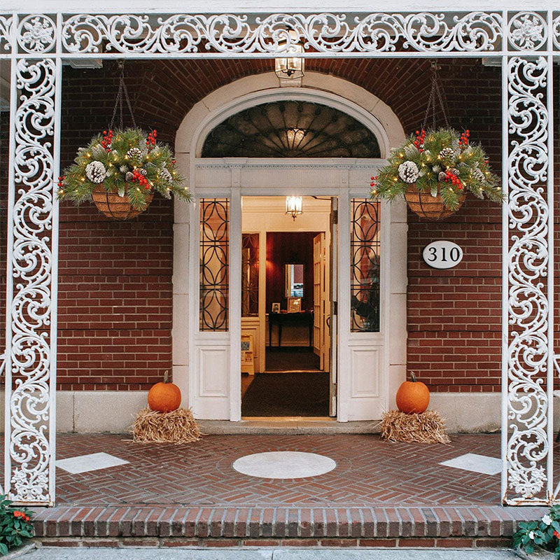 🎄Christmas Promotion 50% OFF🔥Pre-Lit Artificial Christmas Hanging Basket