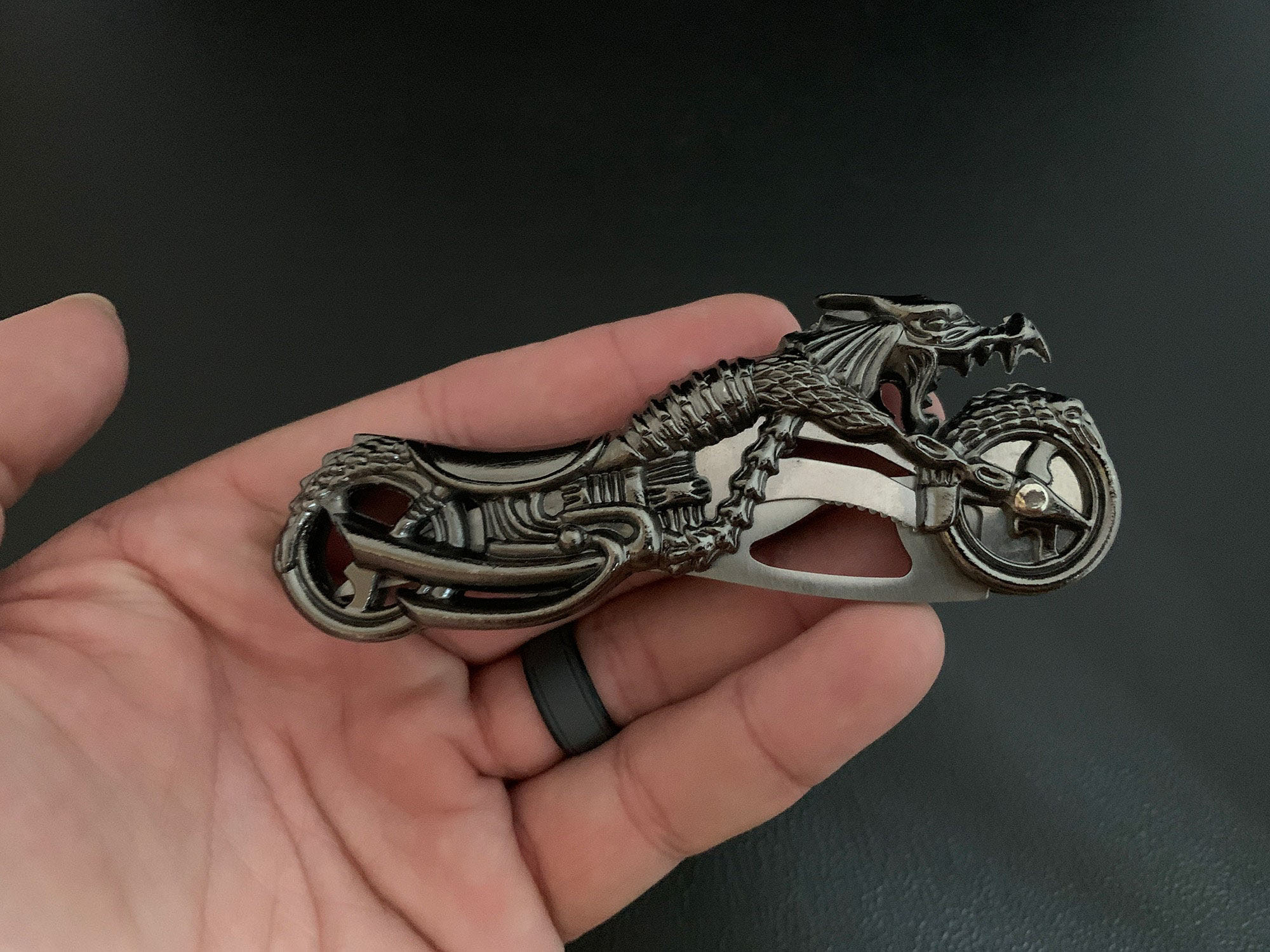 🐉 Dragon Motorcycle Folding Knife